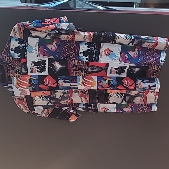 Authentic Rolling Stones Button Up Shirt - Picture 3 of 6